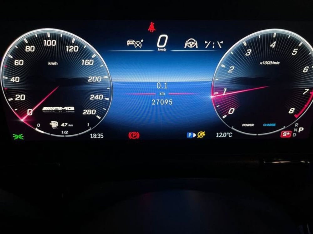 Mercedes-Benz GLA SUV usata a Napoli (9)