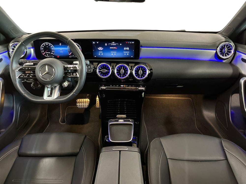 Mercedes-Benz Classe A usata a Napoli (11)