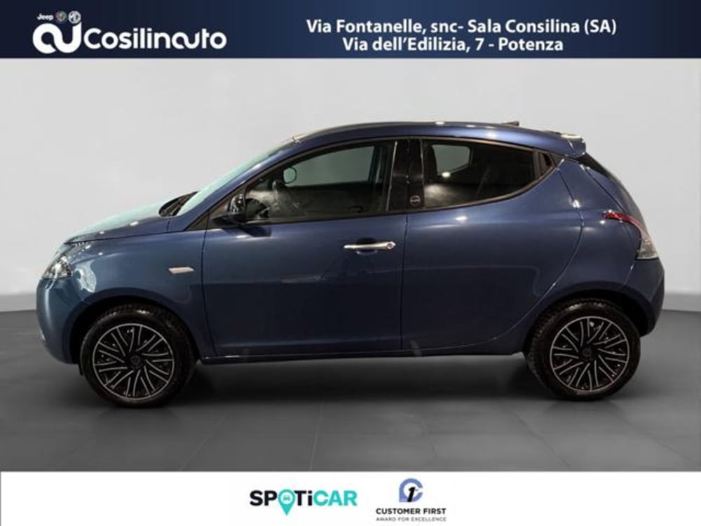 Lancia Ypsilon usata a Salerno (2)