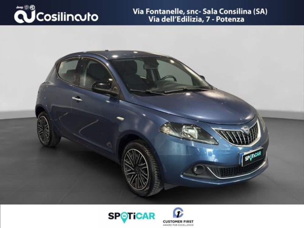 Lancia Ypsilon usata a Salerno (7)