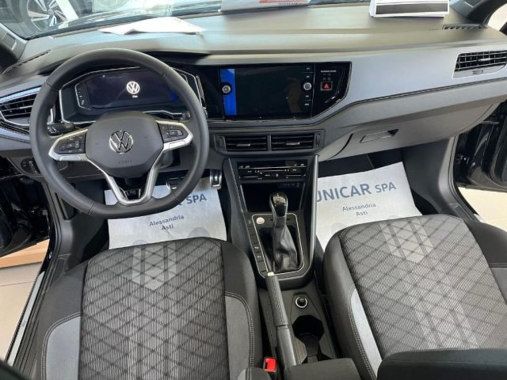 Volkswagen Taigo nuova a Cuneo (9)