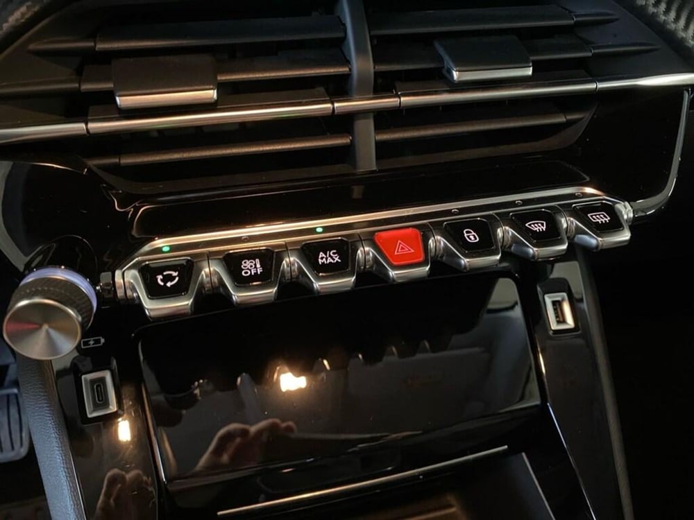 Peugeot 208 usata a Torino (11)