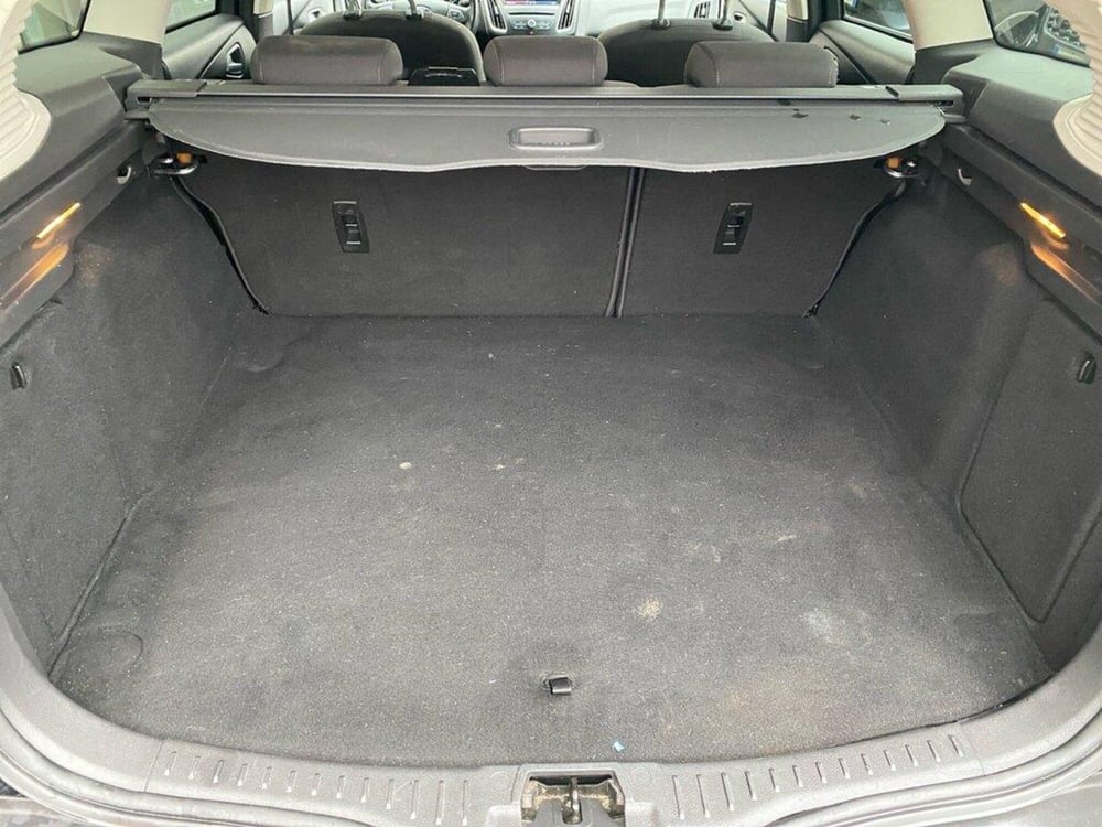 Ford Focus Station Wagon usata a Torino (8)
