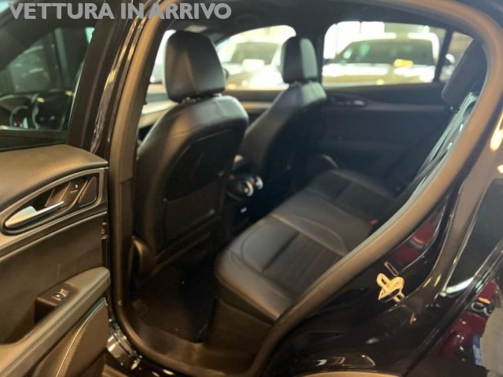 Alfa Romeo Stelvio usata a Modena (13)