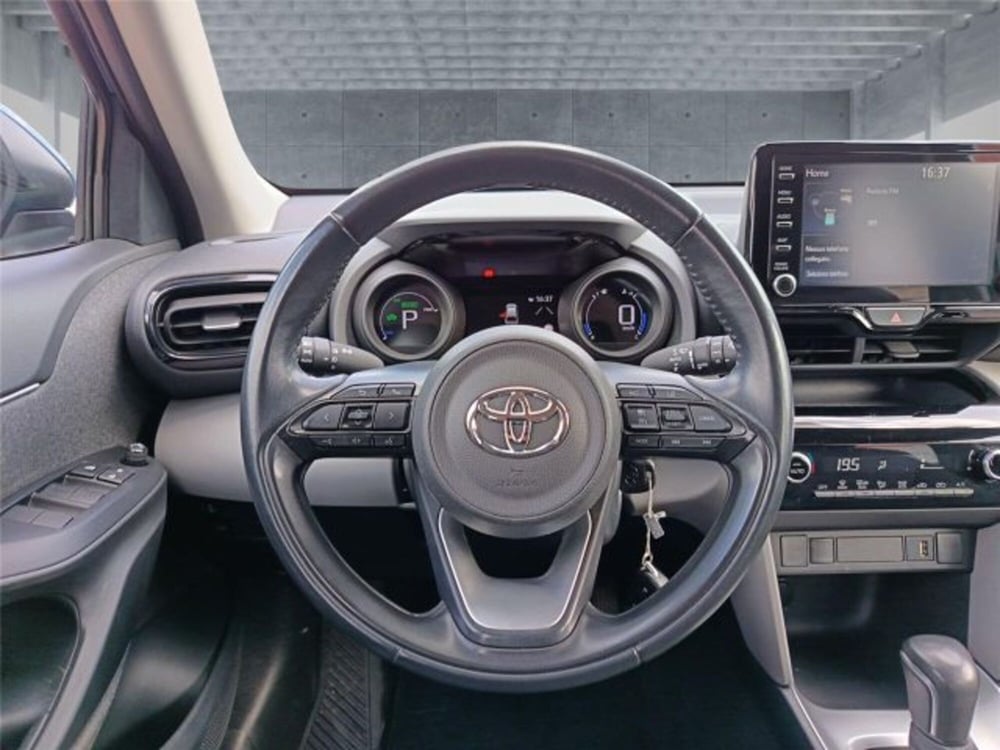 Toyota Yaris Cross usata a Bari (14)