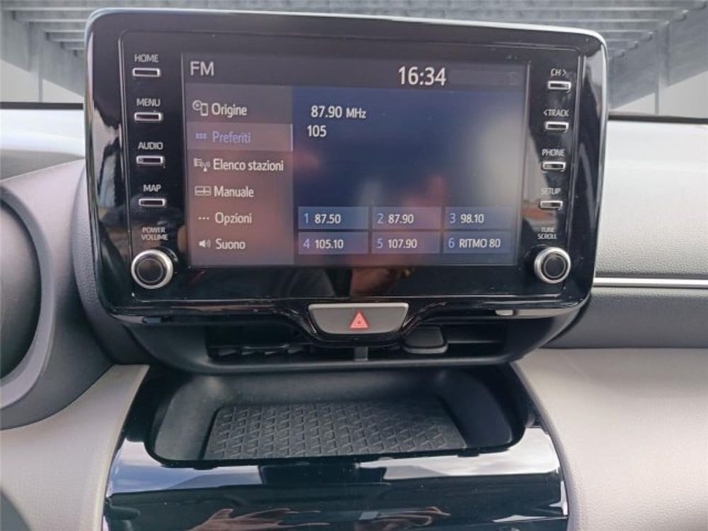 Toyota Yaris Cross usata a Bari (17)
