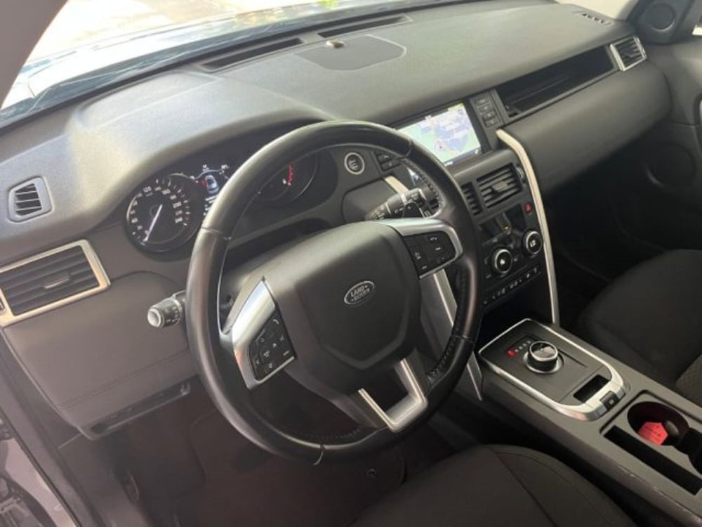 Land Rover Discovery Sport usata a Trapani (17)