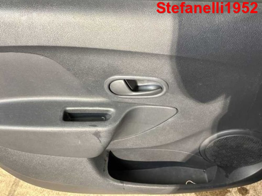 Dacia Sandero usata a Bologna (10)