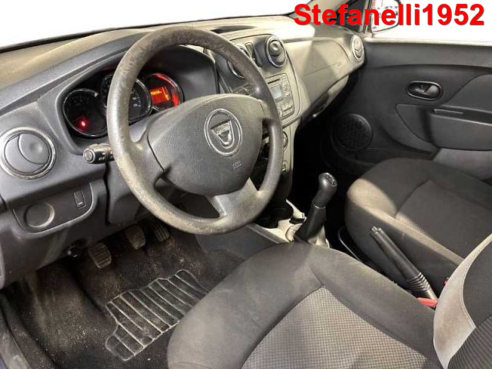 Dacia Sandero usata a Bologna (11)