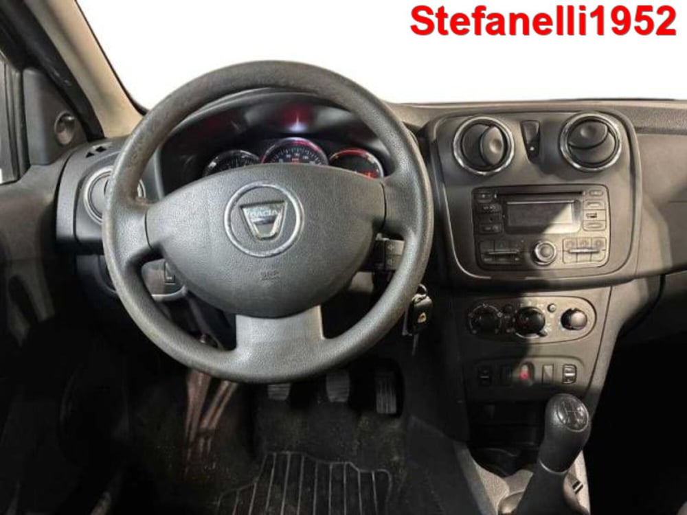 Dacia Sandero usata a Bologna (14)