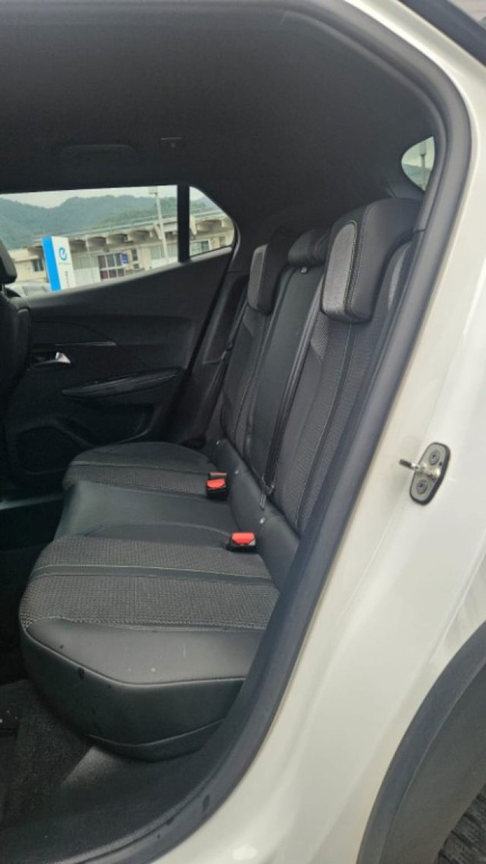 Peugeot 2008 usata a Lucca (12)