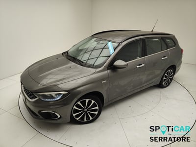 Fiat Tipo Station Wagon Tipo 1.6 Mjt S&amp;S SW Lounge del 2017 usata a Erba