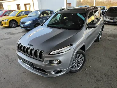 Jeep Cherokee 2.2 Mjt AWD Active Drive II Overland del 2017 usata a Erba