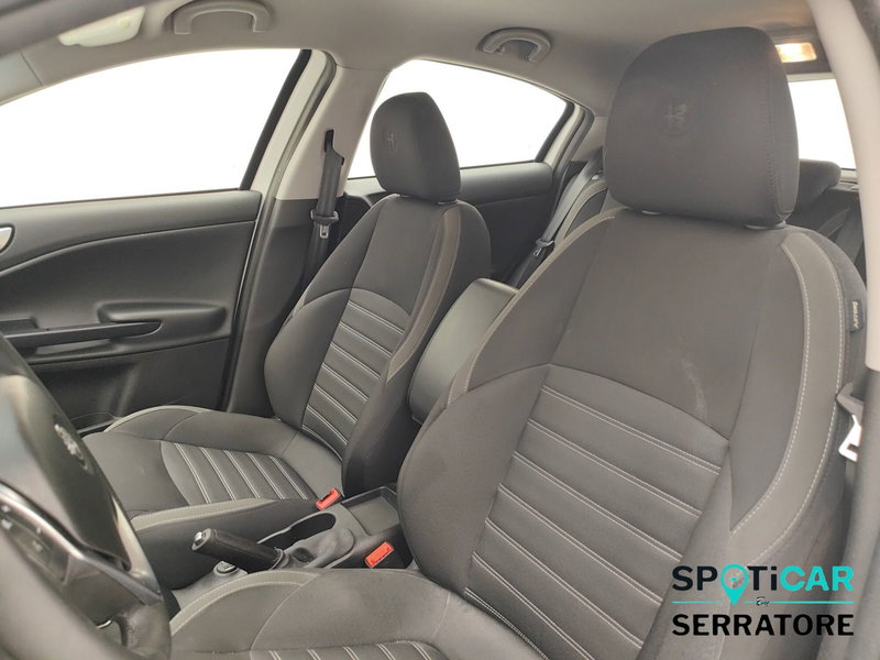 Alfa Romeo Giulietta usata a Como (13)