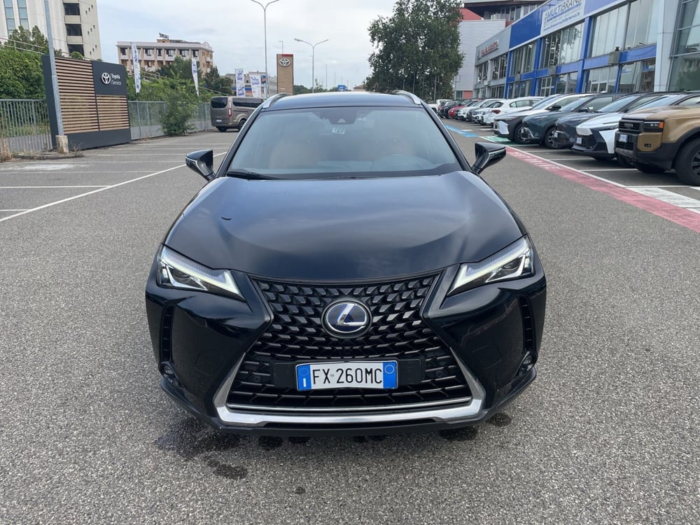 Lexus UX usata a Piacenza (3)