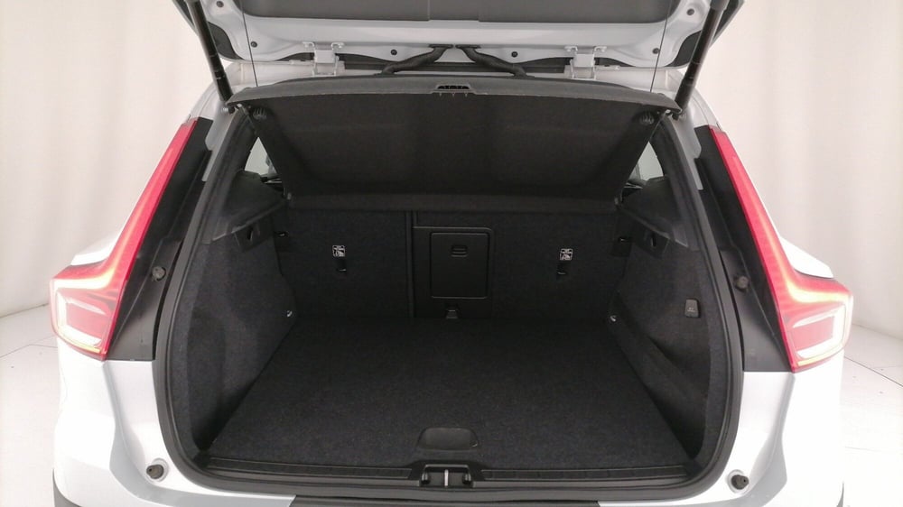 Volvo XC40 usata a Roma (10)