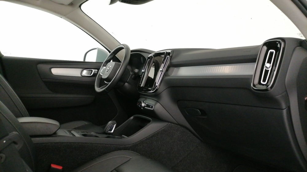 Volvo XC40 usata a Roma (7)