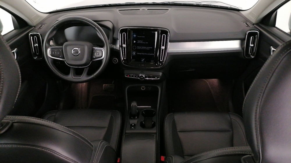 Volvo XC40 usata a Roma (9)