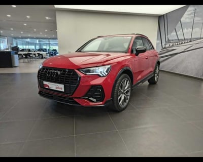 Audi Q3 35 2.0 tdi Identity Black s-tronic nuova a Castenaso