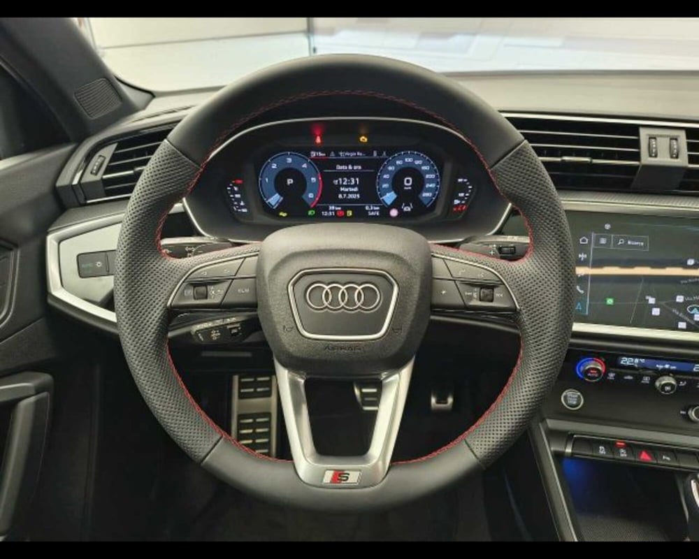 Audi Q3 nuova a Bologna (15)