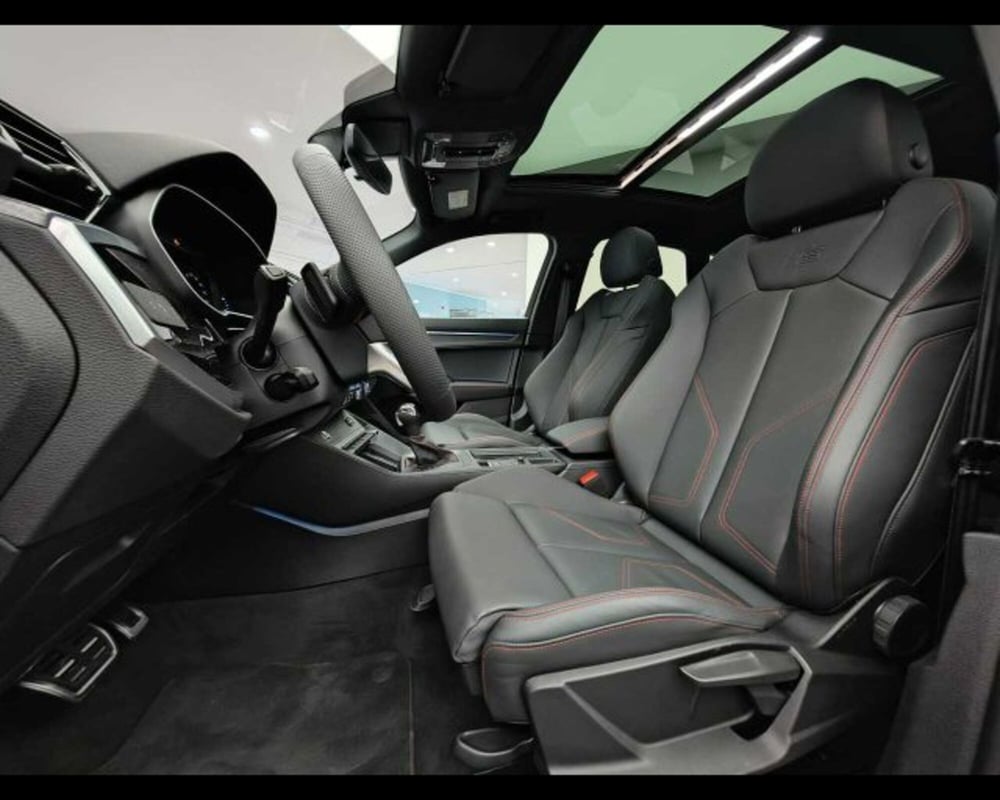 Audi Q3 nuova a Bologna (9)