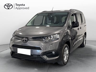 Toyota Proace City Verso City Verso 1.5D 100 CV S&amp;S Short D Executive nuova a Brescia
