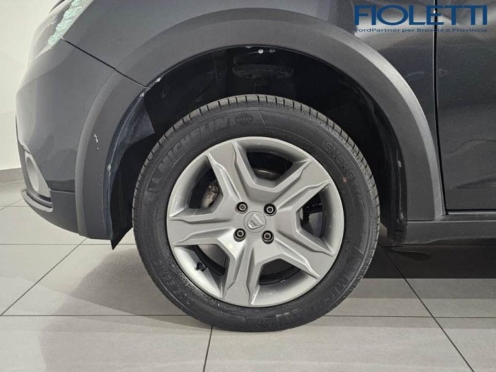 Dacia Sandero usata a Brescia (12)