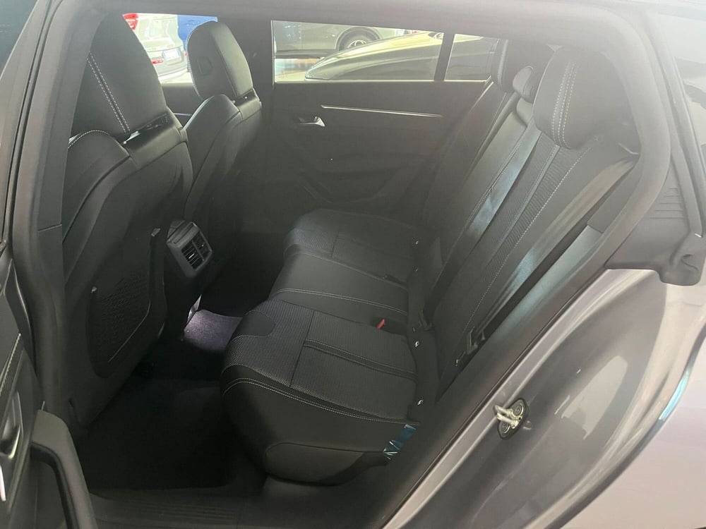 Peugeot 508 SW nuova a Milano (13)