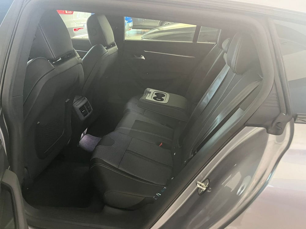 Peugeot 508 SW nuova a Milano (14)