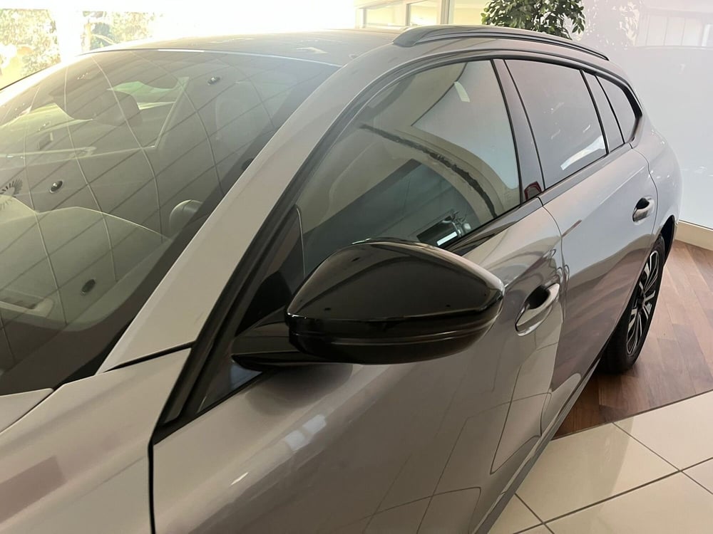 Peugeot 508 SW nuova a Milano (9)