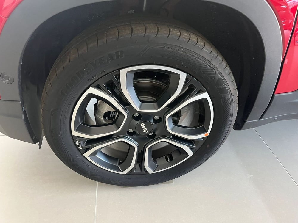 Jeep Avenger nuova a Milano (11)
