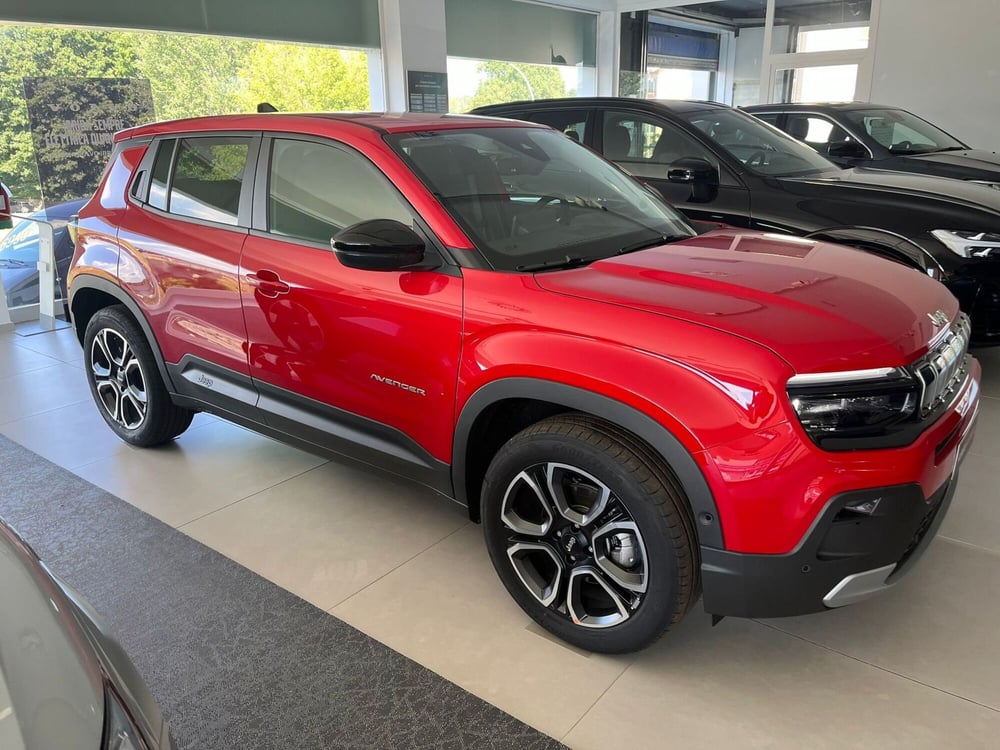 Jeep Avenger nuova a Milano (5)