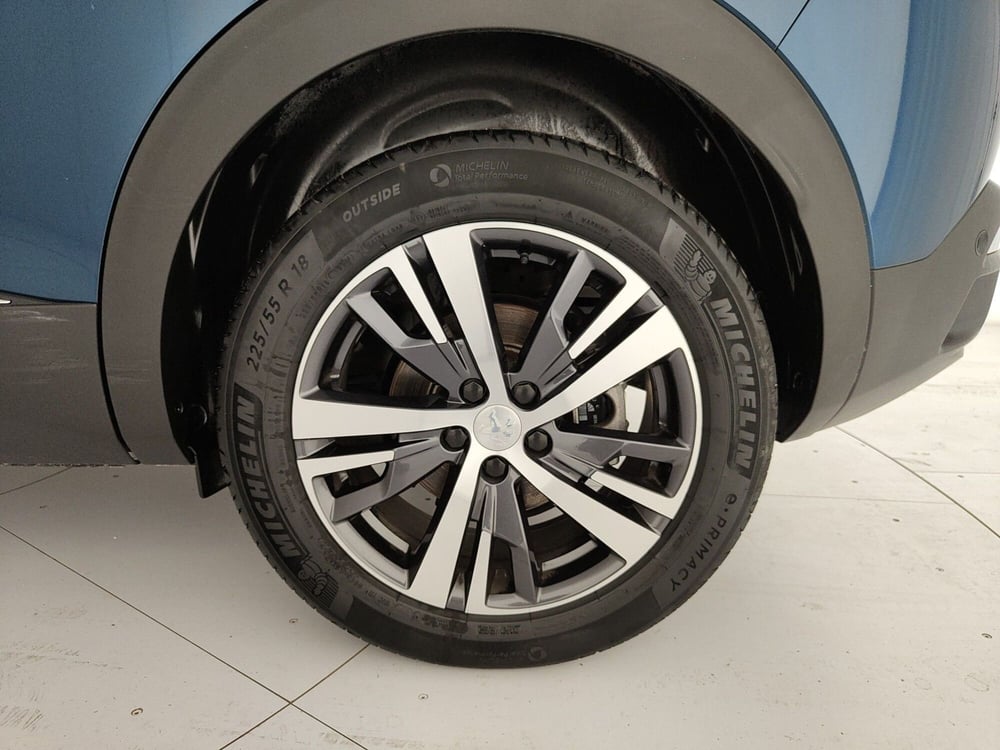 Peugeot 3008 usata a Caserta (11)