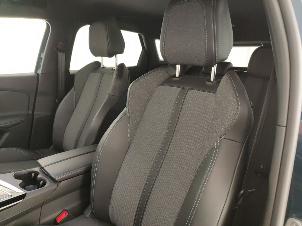 Peugeot 3008 usata a Caserta (17)
