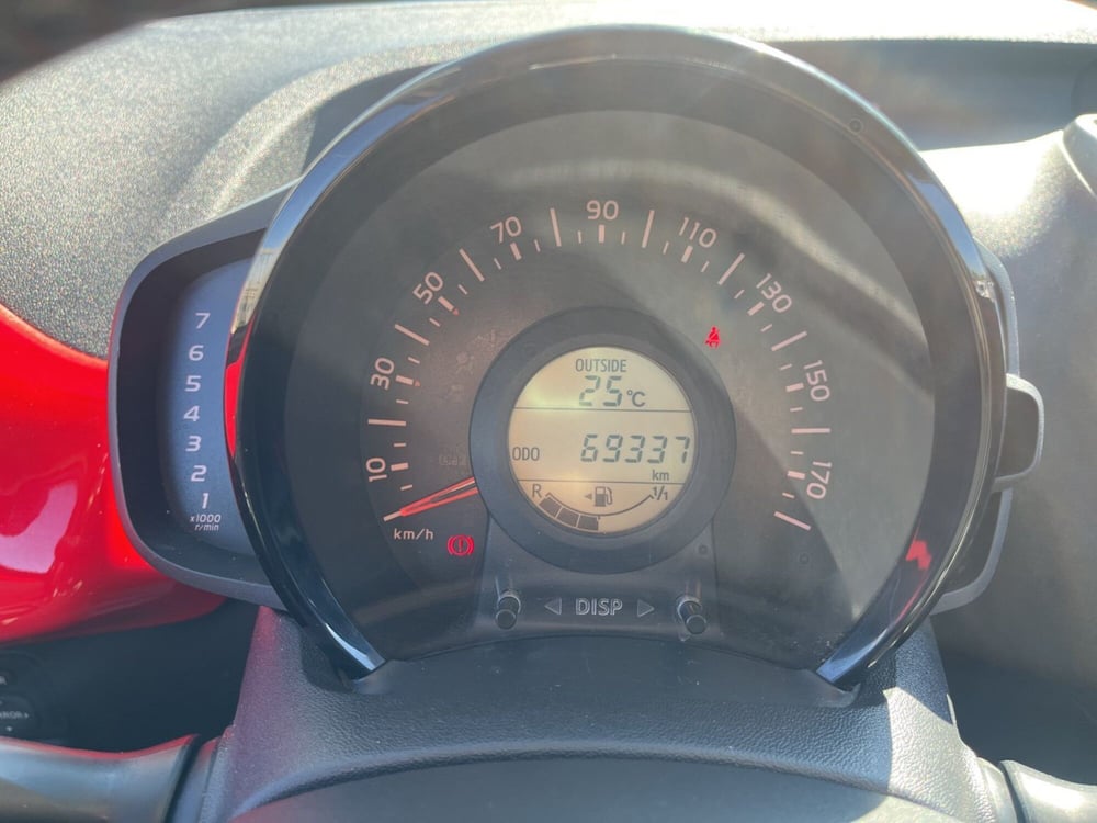 Toyota Aygo usata a Catania (12)