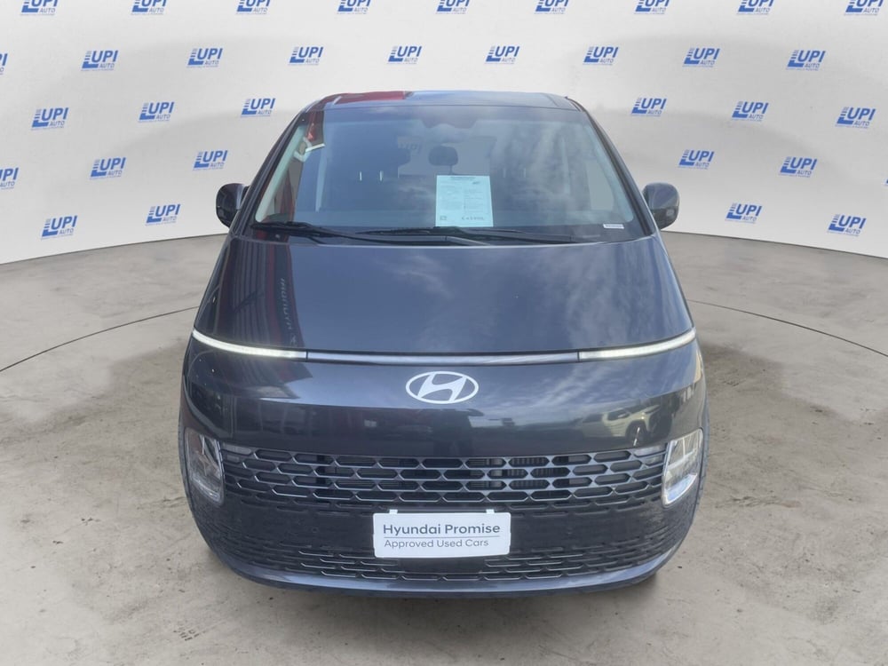 Hyundai Staria nuova a Pistoia (6)