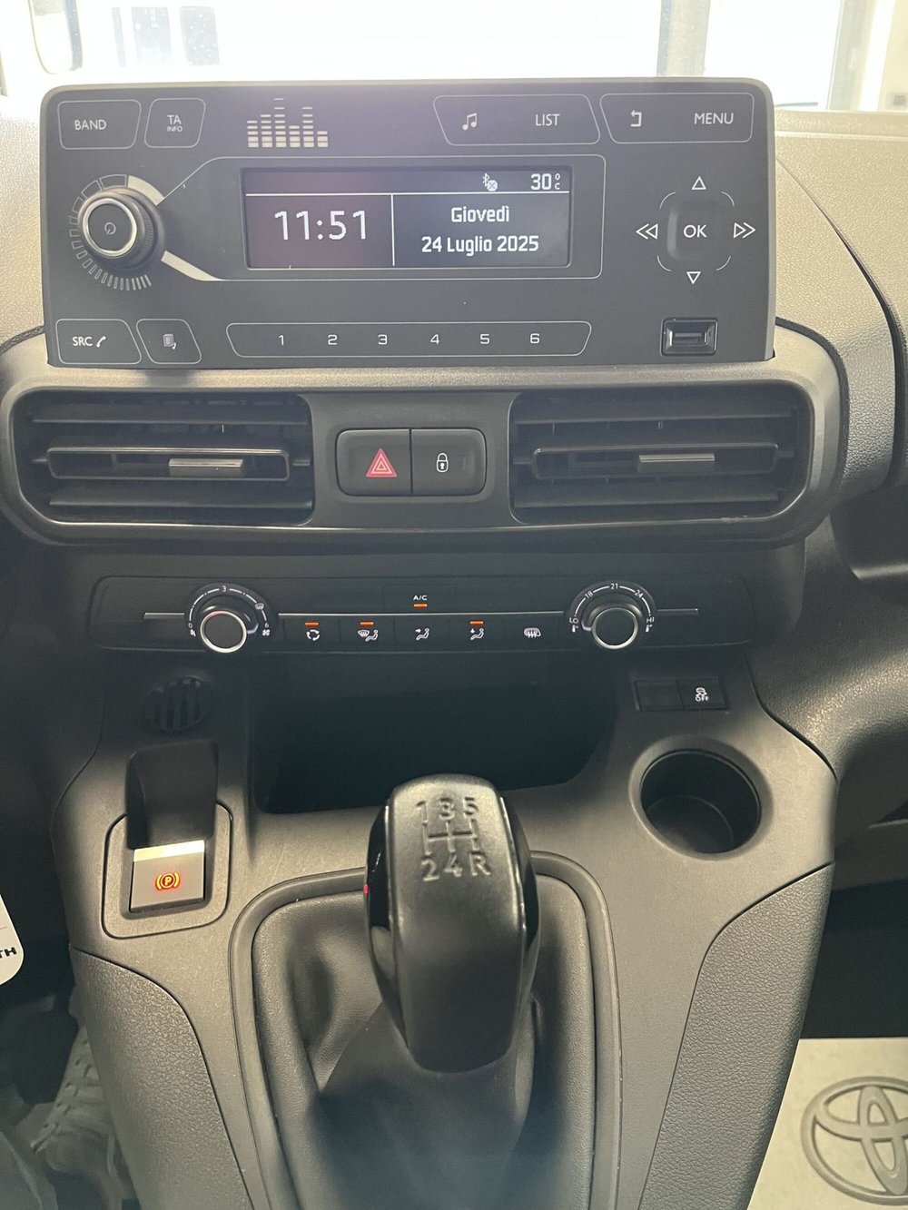 Toyota Proace City usata a Prato (10)