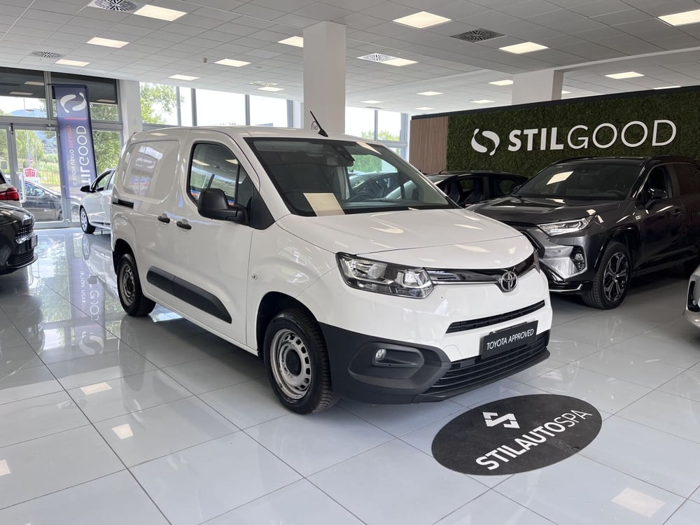 Toyota Proace City usata a Prato (3)