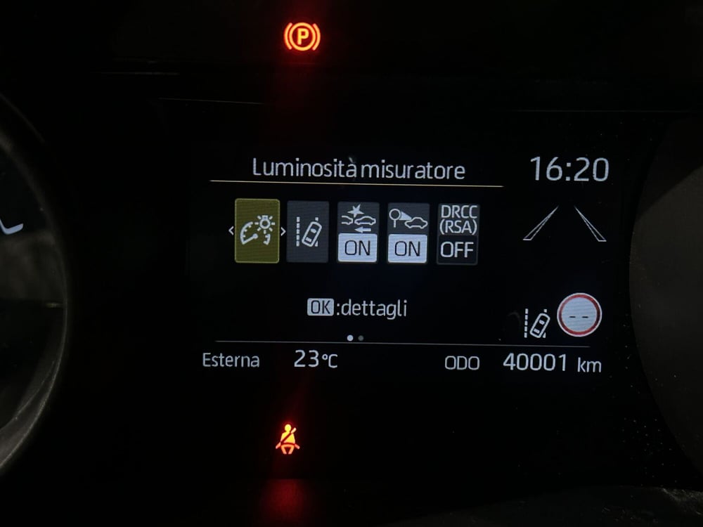 Toyota Yaris usata a Milano (13)
