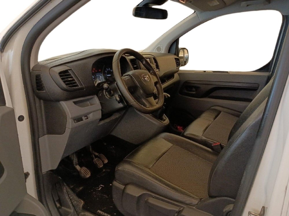 Toyota Proace usata a Milano (14)