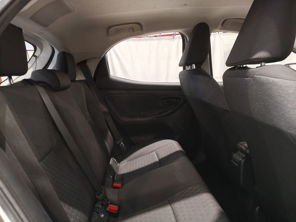 Toyota Yaris usata a Roma (15)