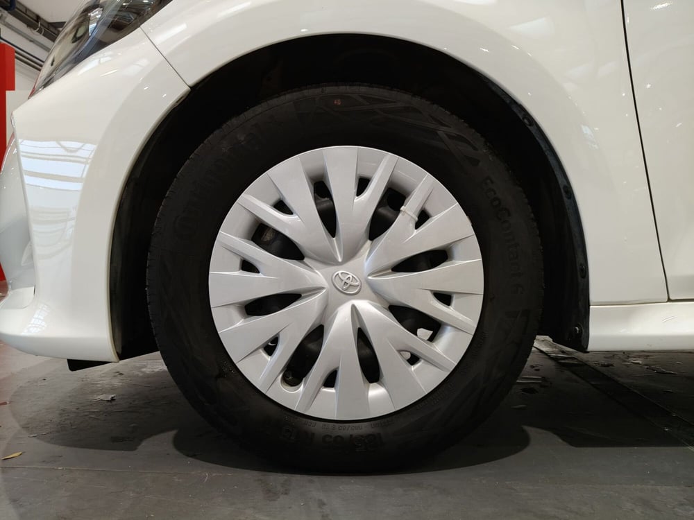 Toyota Yaris usata a Roma (16)