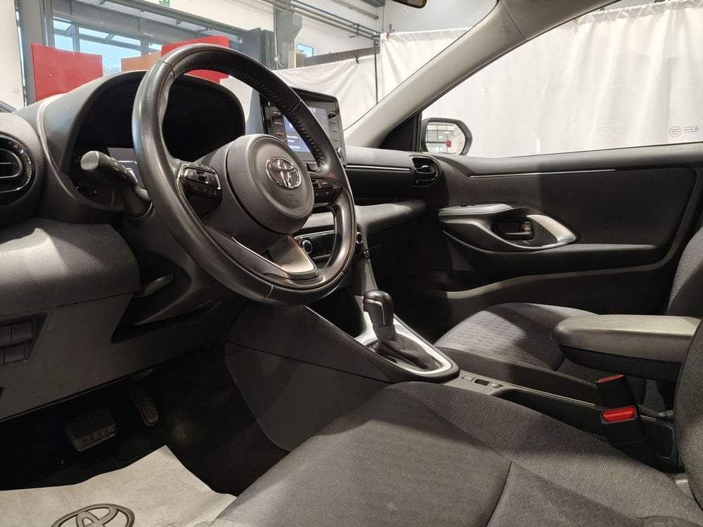 Toyota Yaris usata a Roma (5)