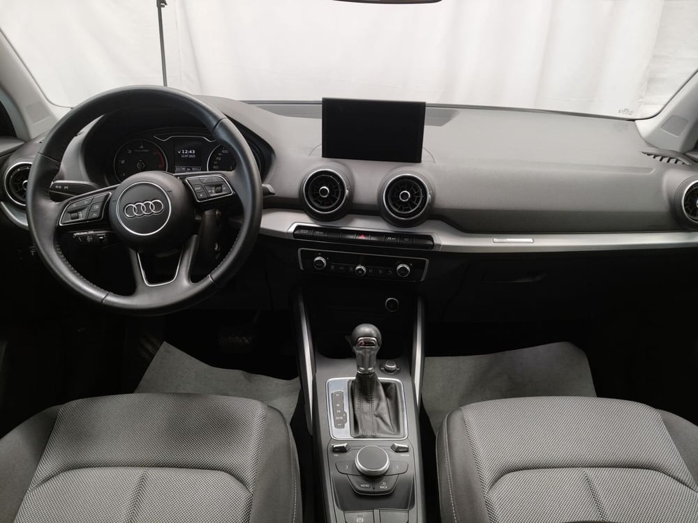 Audi Q2 usata a Roma (8)