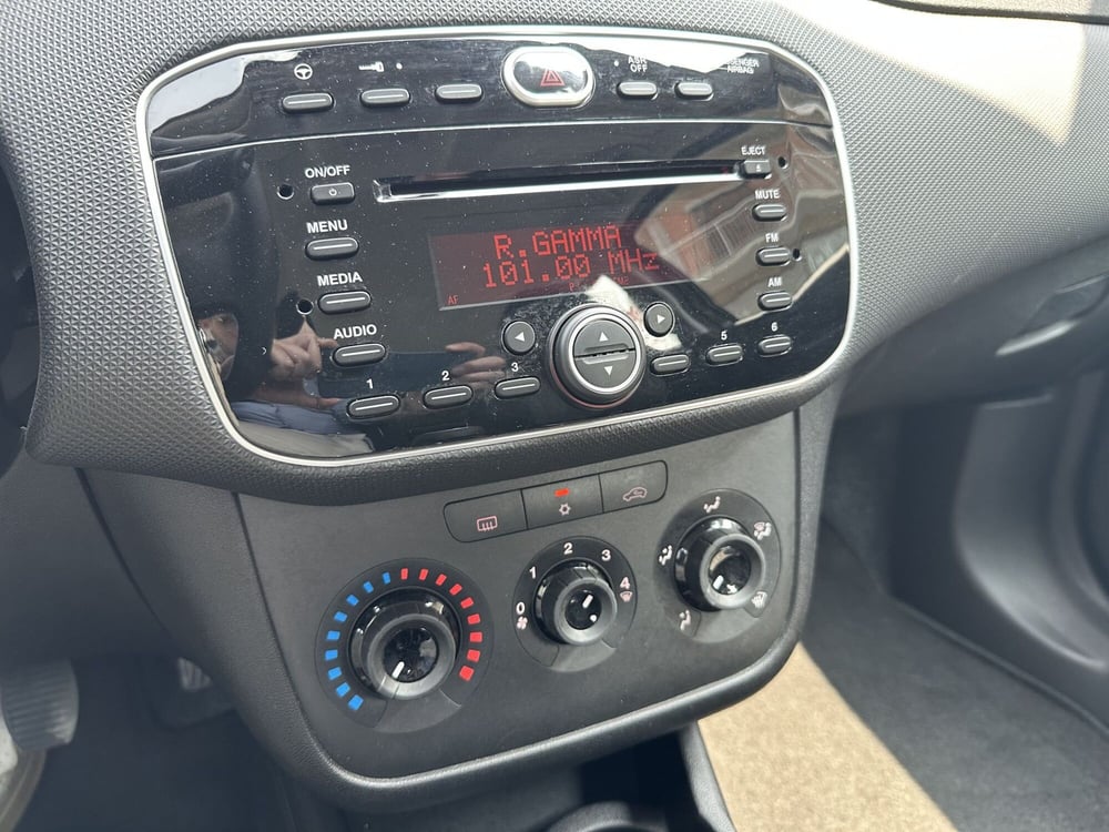 Fiat Punto usata a Reggio Emilia (11)