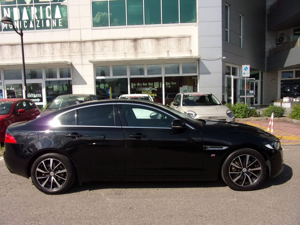 Jaguar XE usata a Reggio Emilia (4)