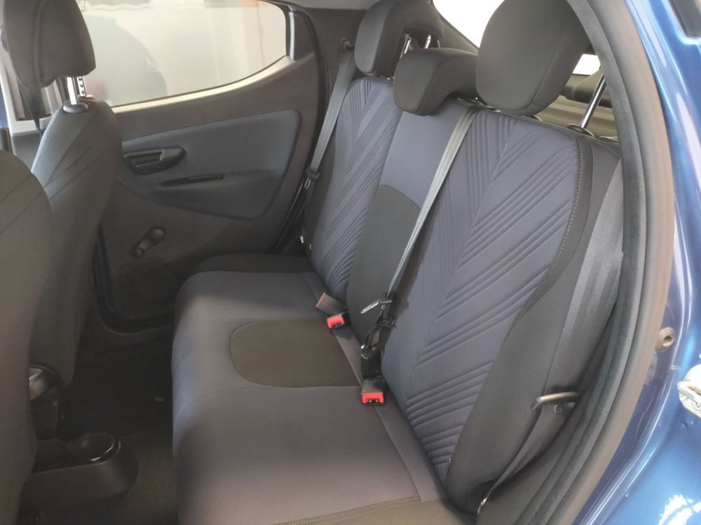 Lancia Ypsilon usata a Reggio Emilia (12)