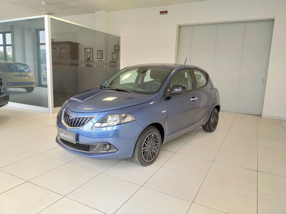 Lancia Ypsilon usata a Reggio Emilia (3)