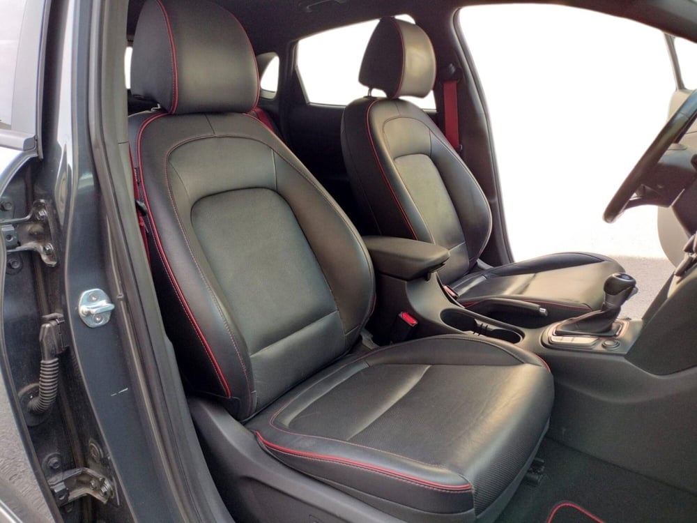 Hyundai Kona usata a Modena (11)