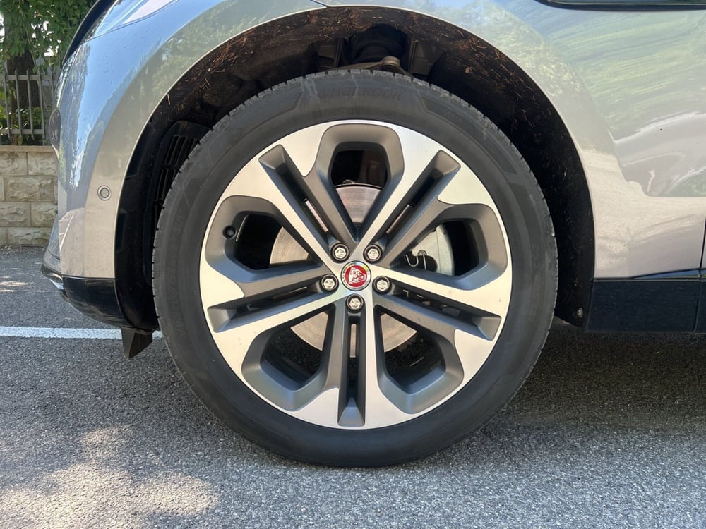 Jaguar F-Pace usata a Bologna (7)